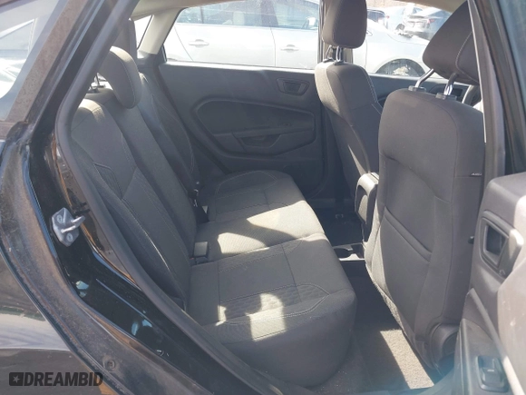 2019 Ford Fiesta SE with VIN 3FADP4BJ8KM137770, listed as a IAAI auction lot 41570607 with 89,160 mi miles. Bid and sale history available at carsss.com. Image 8.