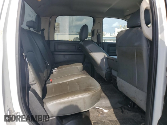 2018 Ram 2500 Tradesman with VIN 3C6UR4HJ7JG402100, listed as a Copart auction lot 45129785 with 192,999 mi miles and Salvage Title. Bid and sale history available at carsss.com. Image 10.