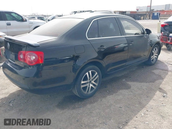 2006 Volkswagen Jetta 2.5L с VIN 3VWRF71KX6M674545, выставлен на аукционе IAAI как лот 41740972 с пробегом 215 978 миль миль и . История ставок и продаж доступна на DreamBid. Изображение 4.