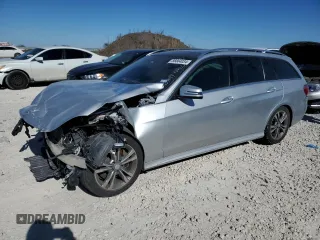 2016 Mercedes-Benz E-Class E 350 Luxury with VIN WDDHH8JB0GB271140, listed as a Copart auction lot 86664034 with 93,635 mi miles and Salvage Title. Bid and sale history available at carsss.com. Image 1.