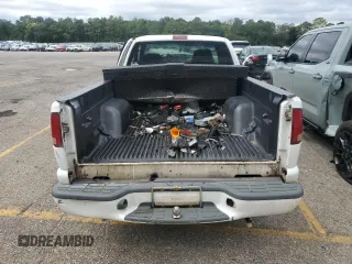 1999 GMC Sonoma SLS with VIN 1GTCS19X3X8530486, listed as a Copart auction lot 70594194 with 0 mi miles and Salvage Title. Bid and sale history available at carsss.com. Image 6.