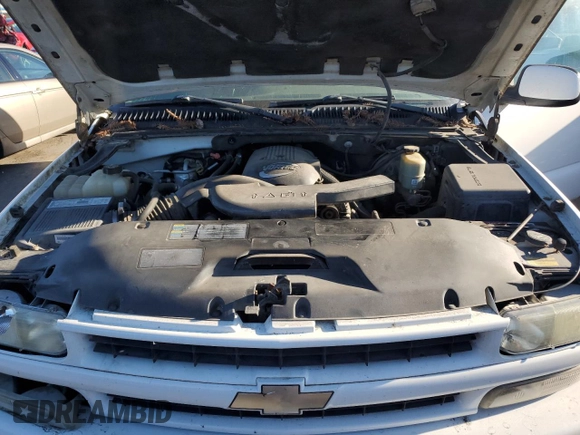 2002 Chevrolet Suburban Z71 with VIN 3GNFK16T52G274926, listed as a Copart auction lot 88449475 with 260,929 mi miles and Salvage Title. Bid and sale history available at carsss.com. Image 12.