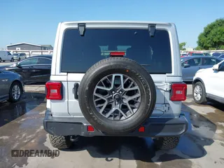 2024 Jeep Wrangler Sahara with VIN 1C4PJXEN7RW103564, listed as a IAAI auction lot 41997651 with 16,529 mi miles and . Bid and sale history available at carsss.com. Image 19.