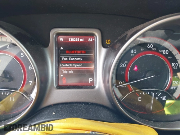 2015 Dodge Journey Crossroad with VIN 3C4PDDGG8FT633483, listed as a IAAI auction lot 42132925 with 138,235 mi miles and . Bid and sale history available at DreamBid. Image 7.