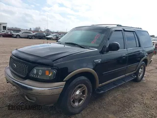 1998 Ford Expedition XLT with VIN 1FMRU17L4WLB39665, listed as a IAAI auction lot 41504254 with 328,171 mi miles. Bid and sale history available at carsss.com. Image 2.