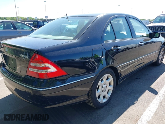 2006 Mercedes-Benz C 280 Luxury with VIN WDBRF92HX6F762205, listed as a IAAI auction lot 42279227 with 76,434 mi miles and . Bid and sale history available at DreamBid. Image 4.