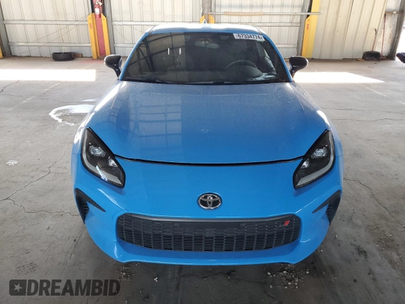2023 Toyota GR86 with VIN JF1ZNBC13P8750048, listed as a Copart auction lot 67334774 with 35,653 mi miles and Salvage Title. Bid and sale history available at carsss.com. Image 5.
