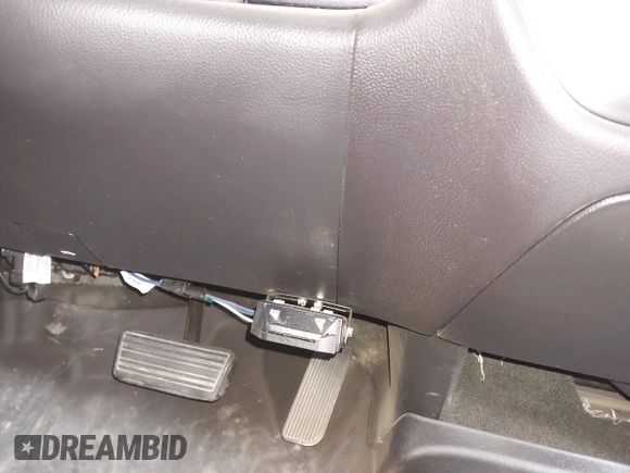 2015 Chevrolet Silverado 1500 LT with VIN 1GCVKREC1FZ342326, listed as a IAAI auction lot 41968095 with 119,911 mi miles and . Bid and sale history available at DreamBid. Image 19.