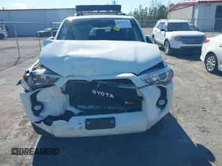 2021 Toyota 4Runner SR5 с VIN JTEEU5JR7M5249971, выставлен на аукционе IAAI как лот 40915613 с пробегом 41 547 миль миль и . История ставок и продаж доступна на DreamBid. Изображение 12.