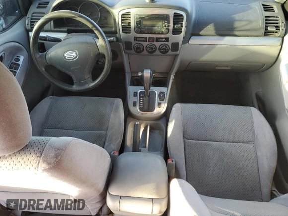 2003 Suzuki Grand Vitara z VIN JS3TE62V534100751, wystawiony jako Copart lot #76714894 z przebiegiem Nie podano mil oraz Nie do naprawy • Non repairable. Historia ofert i sprzedaży dostępna na DreamBid. Obrazek 8.