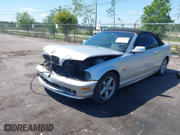 2002 BMW 3 Series 325Ci with VIN WBABS33492PG86813, listed as a IAAI auction lot 42074468 with 136,299 mi miles and . Bid and sale history available at DreamBid. Image 18.