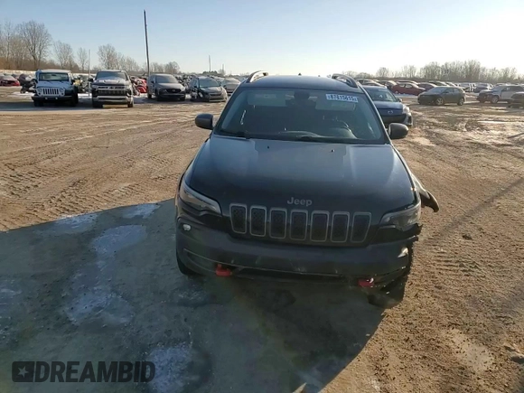 2019 Jeep Cherokee Trailhawk Elite with VIN 1C4PJMBX2KD227246, listed as a Copart auction lot 87815615 with 88,636 mi miles and Salvage Title. Bid and sale history available at carsss.com. Image 14.