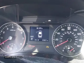 2020 Kia Forte GT-Line z VIN 3KPF34AD8LE190300, wystawiony jako IAAI lot #41994609 z przebiegiem 43 821 mil mil oraz . Historia ofert i sprzedaży dostępna na DreamBid. Obrazek 7.