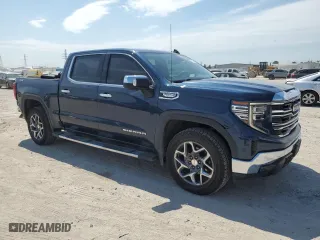 2022 GMC Sierra 1500 SLT with VIN 3GTUUDET4NG523847, listed as a Copart auction lot 68015664 with 62,622 mi miles and Salvage Title. Bid and sale history available at carsss.com. Image 4.