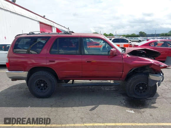 1999 Toyota 4Runner SR5 with VIN JT3GN86R8X0109096, listed as a IAAI auction lot 42322358 with 273,905 mi miles and . Bid and sale history available at DreamBid. Image 13.