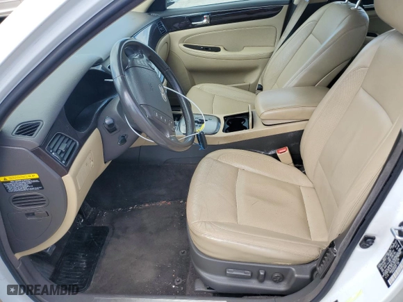 2011 Hyundai Genesis with VIN KMHGC4DE4BU132785, listed as a Copart auction lot 50999155 with 301,993 mi miles and Clean Title. Bid and sale history available at carsss.com. Image 7.