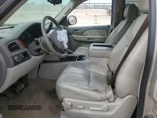 2009 Chevrolet Suburban 2LT z VIN 1GNFC26039R231768, wystawiony jako Copart lot #50708945 z przebiegiem 198 620 mil mil oraz Szkoda całkowita • Salvage title. Historia ofert i sprzedaży dostępna na DreamBid. Obrazek 7.
