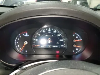 2018 Kia Sorento EX z VIN 5XYPHDA58JG422604, wystawiony jako Copart lot #60475255 z przebiegiem 100 018 mil mil oraz Szkoda całkowita • Salvage title. Historia ofert i sprzedaży dostępna na DreamBid. Obrazek 9.