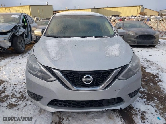 2019 Nissan Sentra SR with VIN 3N1AB7AP1KY372526, listed as a IAAI auction lot 41030198 with 112,327 mi miles. Bid and sale history available at carsss.com. Image 12.