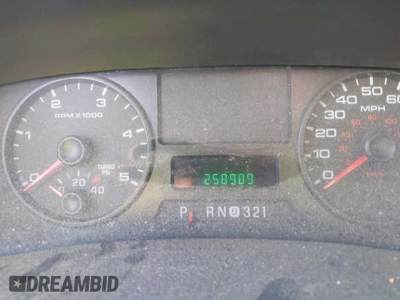 2007 Ford F-250 XL with VIN 1FTSW20P57EB51834, listed as a IAAI auction lot 42058819 with 258,989 mi miles and . Bid and sale history available at DreamBid. Image 7.