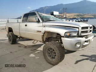 2001 Dodge Ram 2500 with VIN 1B7KF23661J595659, listed as a Copart auction lot 70756954 with 211,043 mi miles and Salvage Title. Bid and sale history available at carsss.com. Image 4.