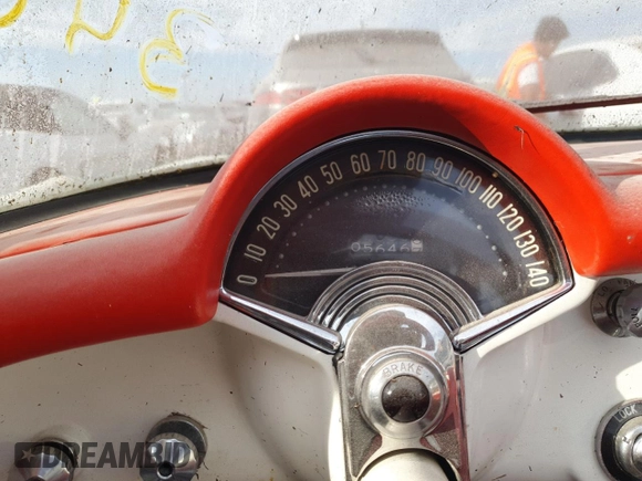 1956 Chevrolet Corvette с VIN E56S001613, выставлен на аукционе Copart как лот 75833614 с пробегом 5 646 миль миль и Списание • Salvage title. История ставок и продаж доступна на DreamBid. Изображение 9.