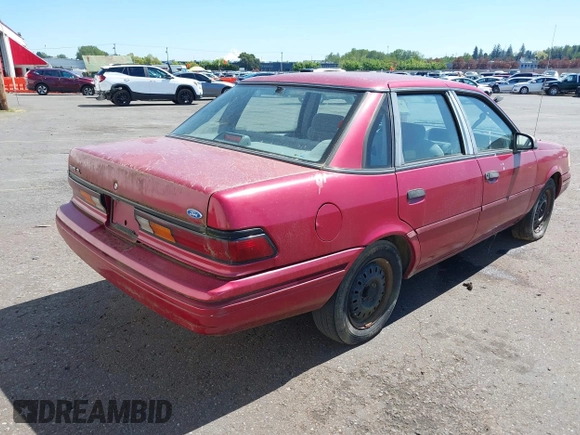1993 Ford Tempo z VIN 1FAPP36X5PK141523, wystawiony jako IAAI lot #42042016 z przebiegiem 7 892 mil mil oraz . Historia ofert i sprzedaży dostępna na DreamBid. Obrazek 4.