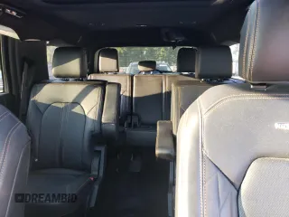 2023 Ford Expedition Platinum z VIN 1FMJU1L87PEA35787, wystawiony jako Copart lot #75626184 z przebiegiem 19 799 mil mil oraz Szkoda całkowita • Salvage title. Historia ofert i sprzedaży dostępna na DreamBid. Obrazek 10.
