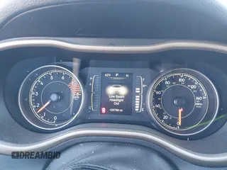 2016 Jeep Cherokee Latitude с VIN 1C4PJMCS0GW311029, выставлен на аукционе IAAI как лот 41669740 с пробегом 126 799 миль миль и . История ставок и продаж доступна на DreamBid. Изображение 7.