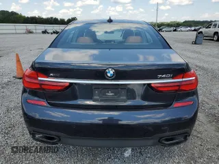 2019 BMW 7 Series 740i xDrive with VIN WBA7E4C50KGV70120, listed as a Copart auction lot 67268954 with 39,639 mi miles and Salvage Title. Bid and sale history available at DreamBid. Image 6.