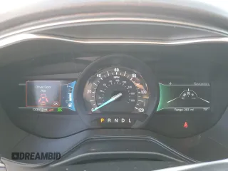 2019 Ford Fusion SE with VIN 3FA6P0LUXKR225376, listed as a Copart auction lot 53430445 with 133,512 mi miles and Non Repairable. Bid and sale history available at carsss.com. Image 9.