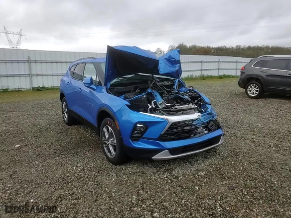 2024 Chevrolet Blazer LT with VIN 3GNKBDRSXRS198923, listed as a Copart auction lot 48702755 with 7,450 mi miles and Salvage Title. Bid and sale history available at carsss.com. Image 11.