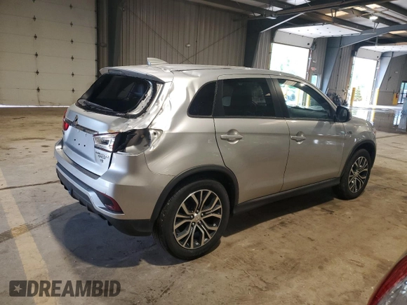 2018 Mitsubishi Outlander SE z VIN JA4AR3AW7JU001634, wystawiony jako Copart lot #60111115 z przebiegiem 44 679 mil mil oraz Szkoda całkowita • Salvage title. Historia ofert i sprzedaży dostępna na DreamBid. Obrazek 3.