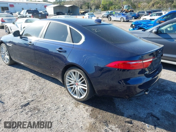 2016 Jaguar XF 35t Prestige with VIN SAJBE4BVXGCY15956, listed as a IAAI auction lot 41719846 with 111,348 mi miles. Bid and sale history available at carsss.com. Image 3.