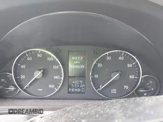 2007 Mercedes-Benz C 230 Sport z VIN WDBRF52H27E027699, wystawiony jako IAAI lot #42502206 z przebiegiem 184 039 mil mil oraz . Historia ofert i sprzedaży dostępna na DreamBid. Obrazek 7.