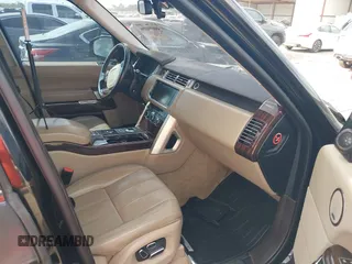 2014 Land Rover Range Rover HSE z VIN SALGS2VFXEA133909, wystawiony jako IAAI lot #40694096 z przebiegiem 90 546 mil mil oraz . Historia ofert i sprzedaży dostępna na DreamBid. Obrazek 5.
