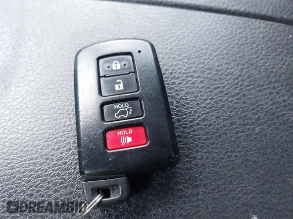2019 Toyota Highlander Limited with VIN 5TDDZRFH0KS732251, listed as a IAAI auction lot 41020511 with 72,677 mi miles and . Bid and sale history available at DreamBid. Image 11.