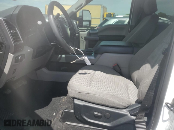 2020 Ford F-250 XL z VIN 1FT7W2BN1LED92947, wystawiony jako Copart lot #55405635 z przebiegiem 73 841 mil mil oraz Szkoda całkowita • Salvage title. Historia ofert i sprzedaży dostępna na DreamBid. Obrazek 7.