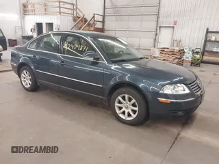 2004 Volkswagen Passat GLS z VIN WVWPD63B24P201432, wystawiony jako IAAI lot #42404871 z przebiegiem 120 630 mil mil oraz . Historia ofert i sprzedaży dostępna na DreamBid. Obrazek 1.