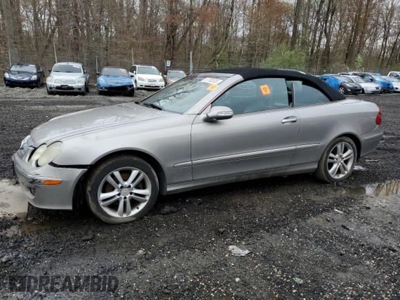 2008 Mercedes-Benz CLK 350 с VIN WDBTK56F38T090771, выставлен на аукционе Copart как лот 51752535 с пробегом Не указан миль и Списание • Salvage title. История ставок и продаж доступна на DreamBid. Изображение 1.