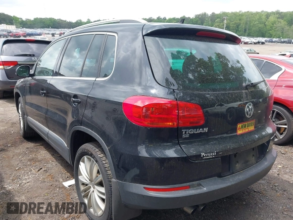 2016 Volkswagen Tiguan S with VIN WVGBV7AX6GW542656, listed as a IAAI auction lot 42081760 with 85,200 mi miles and . Bid and sale history available at DreamBid. Image 3.