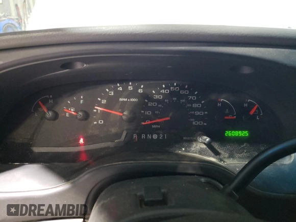 2008 Ford Econoline Passenger XL with VIN 1FBSS31L88DB04015, listed as a Copart auction lot 89138785 with 260,892 mi miles and Salvage Title. Bid and sale history available at DreamBid. Image 9.