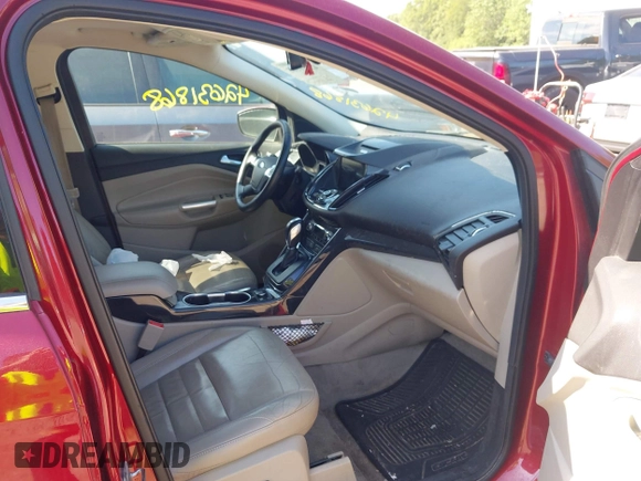2016 Ford Escape Titanium с VIN 1FMCU9JX7GUA89405, выставлен на аукционе IAAI как лот 42631868 с пробегом 156 539 миль миль и . История ставок и продаж доступна на DreamBid. Изображение 5.