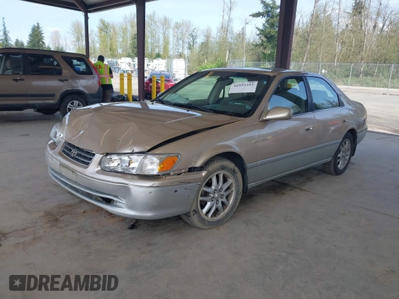 2001 Toyota Camry LE z VIN JT2BF28K110320365, wystawiony jako IAAI lot #41993343 z przebiegiem 211 458 mil mil oraz . Historia ofert i sprzedaży dostępna na DreamBid. Obrazek 2.
