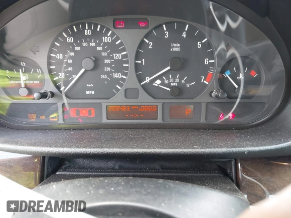 2003 BMW 3 Series 325i with VIN WBAET374X3NJ35921, listed as a IAAI auction lot 42321401 with 209,483 mi miles and . Bid and sale history available at DreamBid. Image 7.