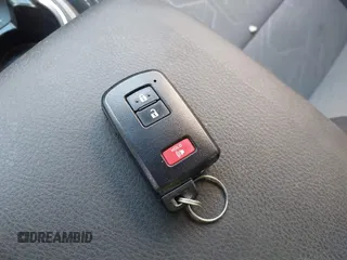 2023 Toyota Tacoma SR z VIN 3TYSZ5ANXPT128361, wystawiony jako IAAI lot #42060301 z przebiegiem 16 608 mil mil oraz . Historia ofert i sprzedaży dostępna na DreamBid. Obrazek 11.