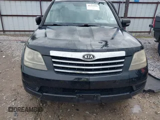 2009 Kia Borrego LX with VIN KNDJJ741895019408, listed as a IAAI auction lot 41312935 with 284,718 mi miles. Bid and sale history available at carsss.com. Image 13.