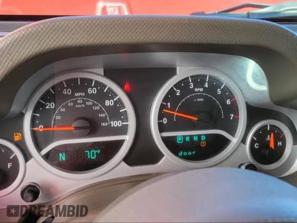 2010 Jeep Wrangler Unlimited Sahara with VIN 1J4BA5H10AL117474, listed as a IAAI auction lot 41969202 with 131,256 mi miles. Bid and sale history available at carsss.com. Image 10.