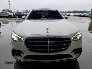 2022 Mercedes-Benz S 580 z VIN W1K6G7GB8NA106385, wystawiony jako Copart lot #52024595 z przebiegiem 75 696 mil mil oraz Szkoda całkowita • Salvage title. Historia ofert i sprzedaży dostępna na DreamBid. Obrazek 5.