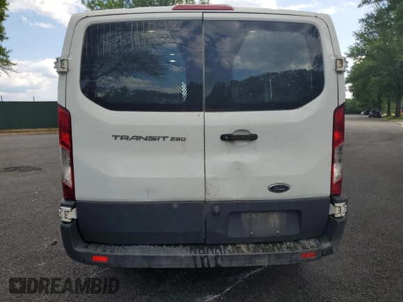 2018 Ford Transit with VIN 1FTYR1ZM0JKA64548, listed as a Copart auction lot 61365555 with 176,689 mi miles and Clean title. Bid and sale history available at DreamBid. Image 6.